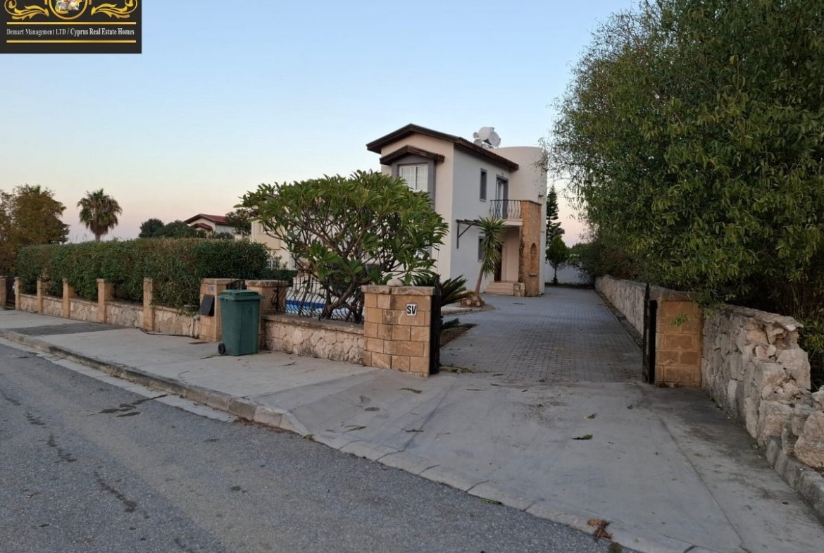 Adorable 3Bedroom Villa For Holidays Location Lapta Alsancak Girne North Cyprus KKTC TRNC