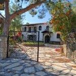 Nostalgic 4 Bedroom 3 livingroom Villa For Sale Location Catalkoy Girne North Cyprus KKTC TRNC