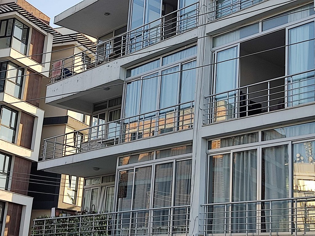 3 Bedroom Apartment For Rent Location Behind Gloria Jeans And Pascucci Cafe Girne
