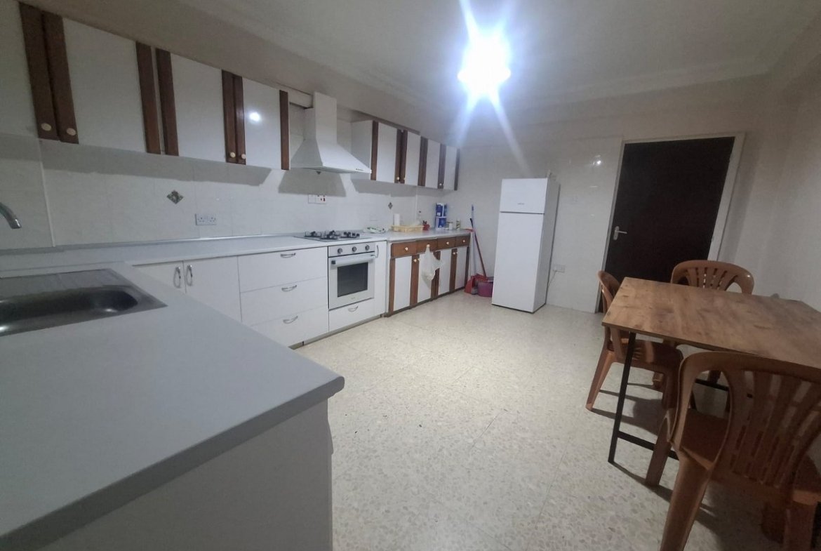 Nice 3 Bedroom Apartment For Rent Location Behind New Nusmar Market Girne