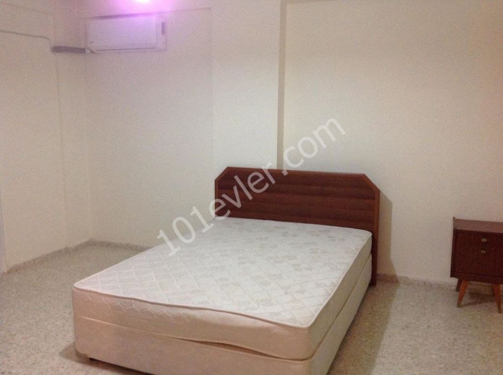 Nice 3 Bedroom Apartment For Rent Location Behind New Nusmar Market Girne