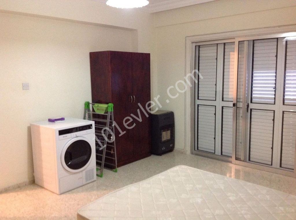 Nice 3 Bedroom Apartment For Rent Location Behind New Nusmar Market Girne