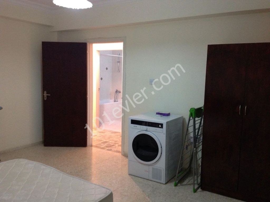 Nice 3 Bedroom Apartment For Rent Location Behind New Nusmar Market Girne
