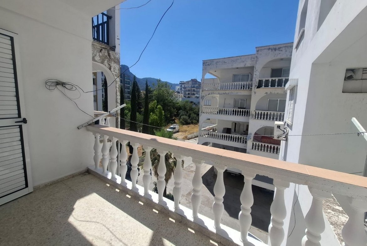 Nice 3 Bedroom Apartment For Rent Location Behind New Nusmar Market Girne
