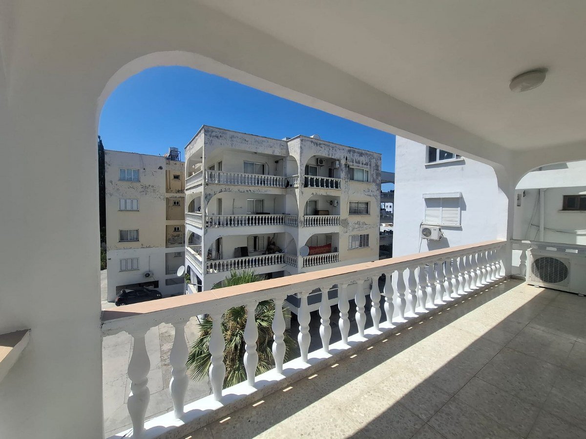Nice 3 Bedroom Apartment For Rent Location Behind New Nusmar Market Girne