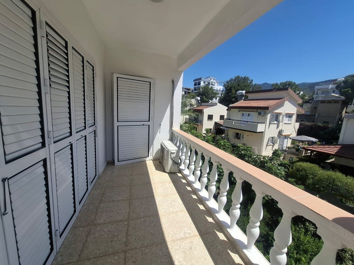 Nice 3 Bedroom Apartment For Rent Location Behind New Nusmar Market Girne
