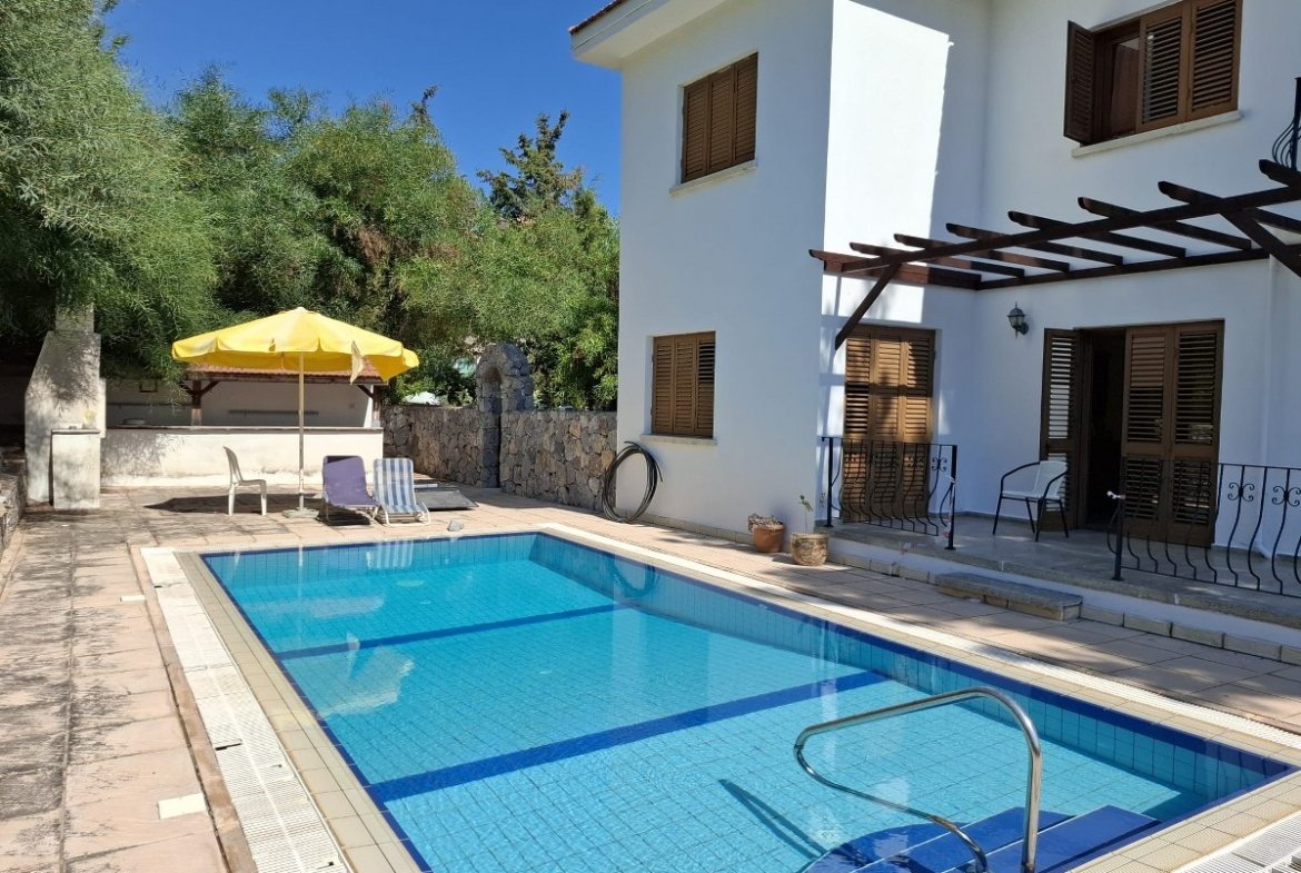 3 Bedroom Villa For Rent With A Stunning Collection Of Antique And Authentic Cypriot Furniture needs to be seen to be appreciated. Location: Alsancak, Girne. (Don’t pass this one by- reduced price!)