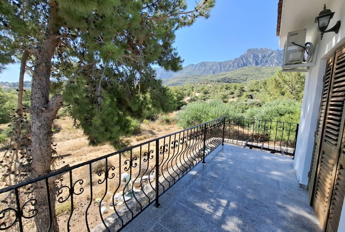 3 Bedroom Villa For Rent With A Stunning Collection Of Antique And Authentic Cypriot Furniture needs to be seen to be appreciated. Location: Alsancak, Girne. (Don’t pass this one by- reduced price!)