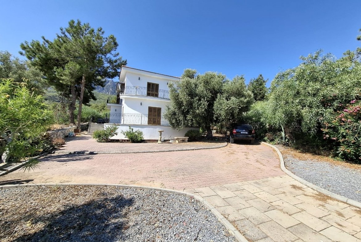 3 Bedroom Villa For Rent With A Stunning Collection Of Antique And Authentic Cypriot Furniture needs to be seen to be appreciated. Location: Alsancak, Girne. (Don’t pass this one by- reduced price!)