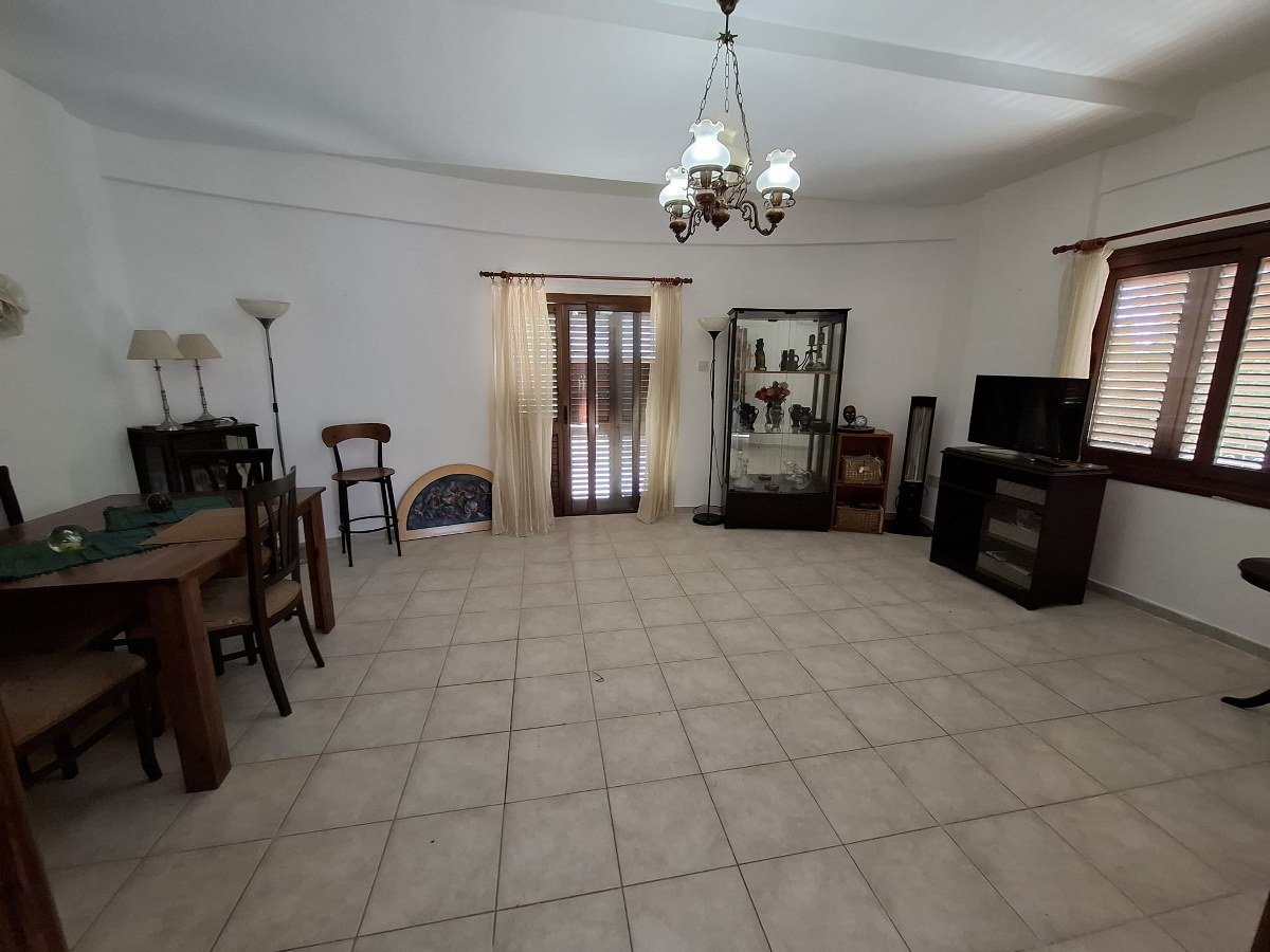5 3 Bedroom Villa For Rent With A Stunning Collection Of Antique And Authentic Cypriot Furniture needs to be seen to be appreciated. Location: Alsancak, Girne. (Don’t pass this one by- reduced price!)