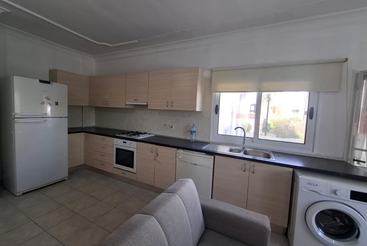 2 Bedroom Apartment For Rent Location Lapta Girne