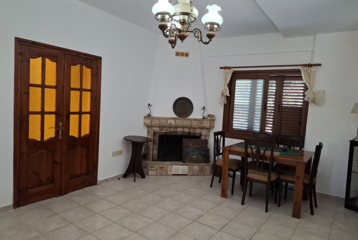3 Bedroom Villa For Rent With A Stunning Collection Of Antique And Authentic Cypriot Furniture needs to be seen to be appreciated. Location: Alsancak, Girne. (Don’t pass this one by- reduced price!)