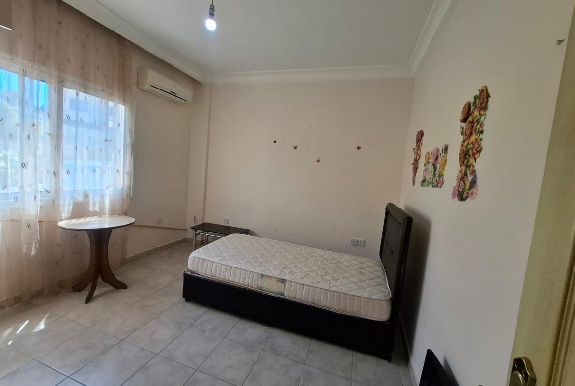 2 Bedroom Apartment For Rent Location Lapta Girne