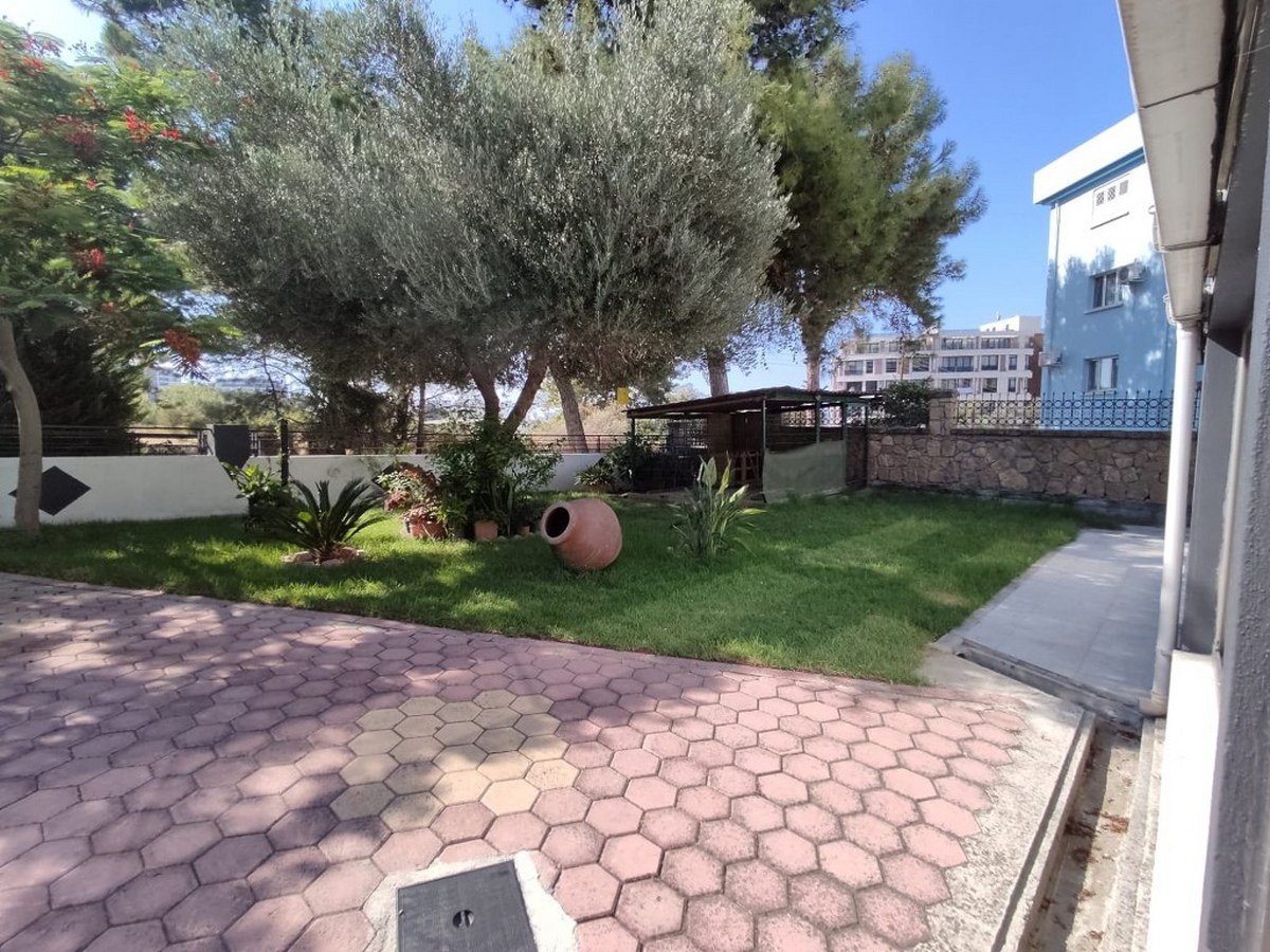 Nice 2 Bedroom Garden Apartment For Rent Location Near Wednesday Market Girne