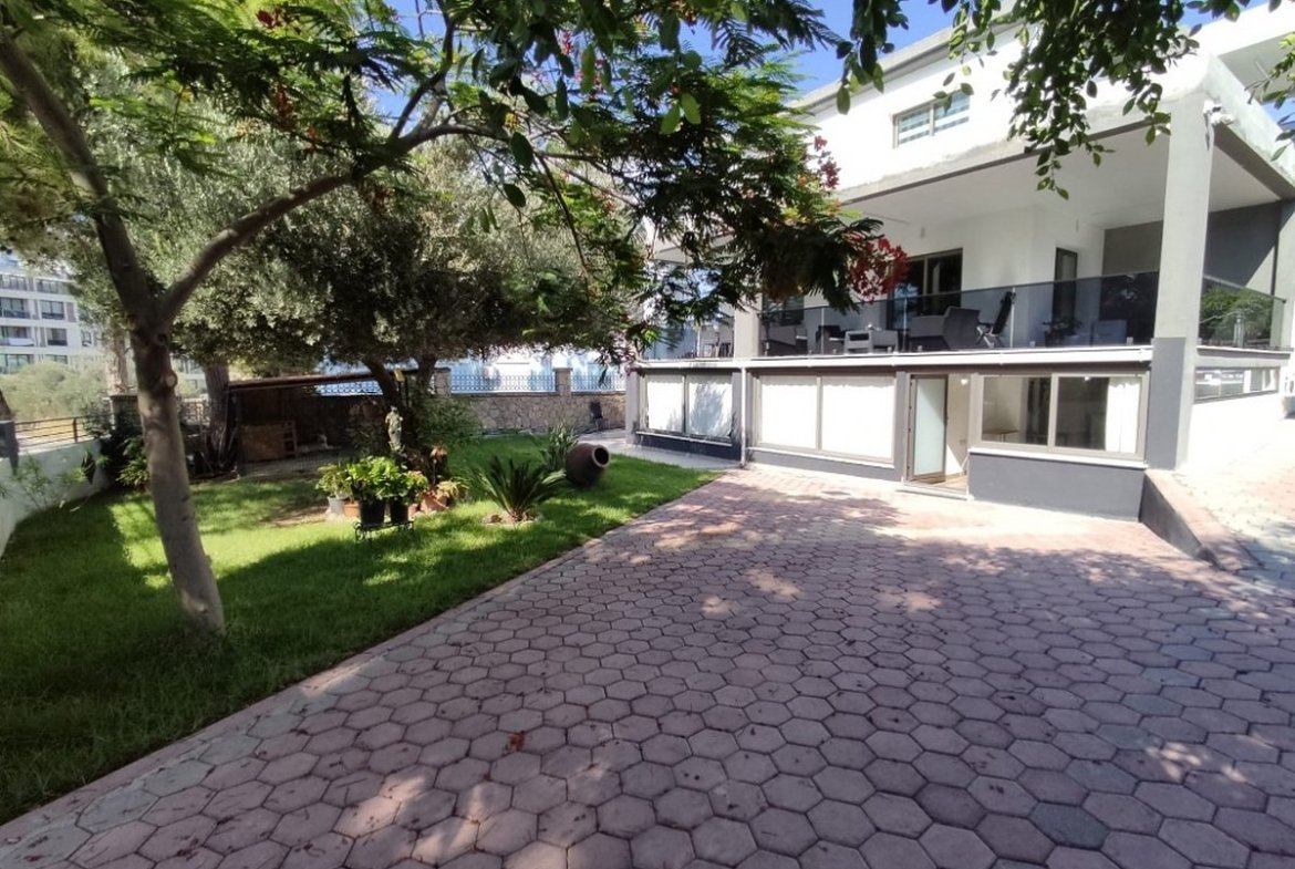 Nice 2 Bedroom Garden Apartment For Rent Location Near Wednesday Market Girne