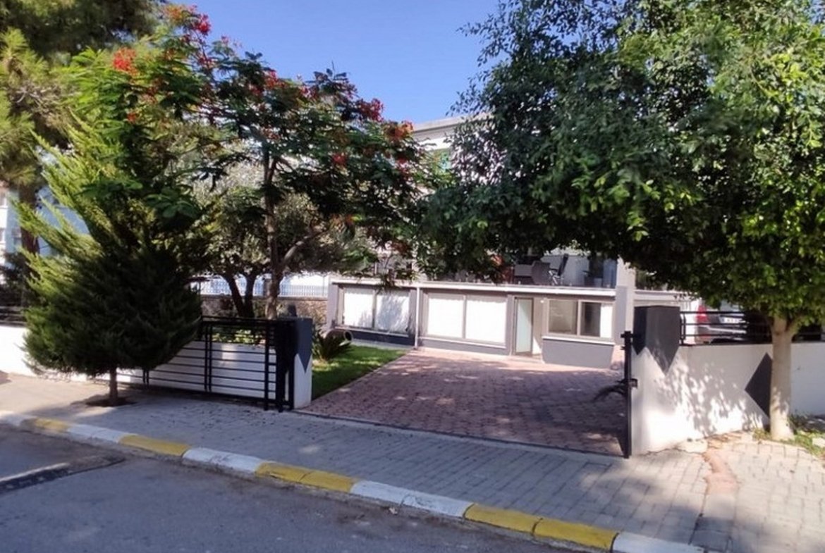 Nice 2 Bedroom Garden Apartment For Rent Location Near Wednesday Market Girne