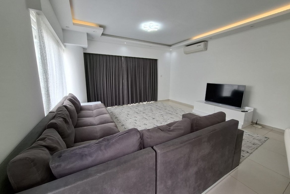 Nice 2-Bedroom Apartment for Rent in Girne!