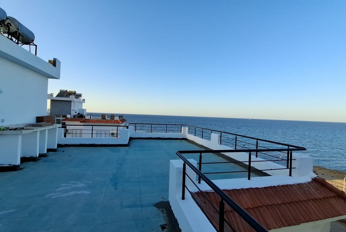 3 Bedroom Terrace Apartment For Rent Location Lapta Coastal Walkway Girne (Lapta Yuruyus Yolu Kyrenia)