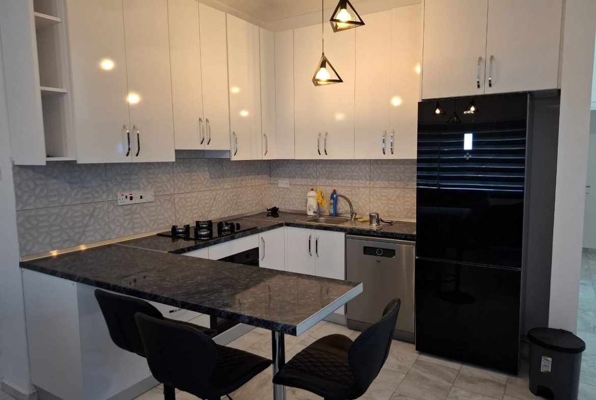 3 Bedroom Terrace Apartment For Rent Location Lapta Coastal Walkway Girne (Lapta Yuruyus Yolu Kyrenia)